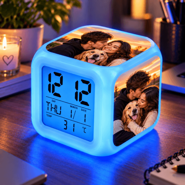 Ceasul Magic – Personalizat cu 3 Fotografii și Lumină LED