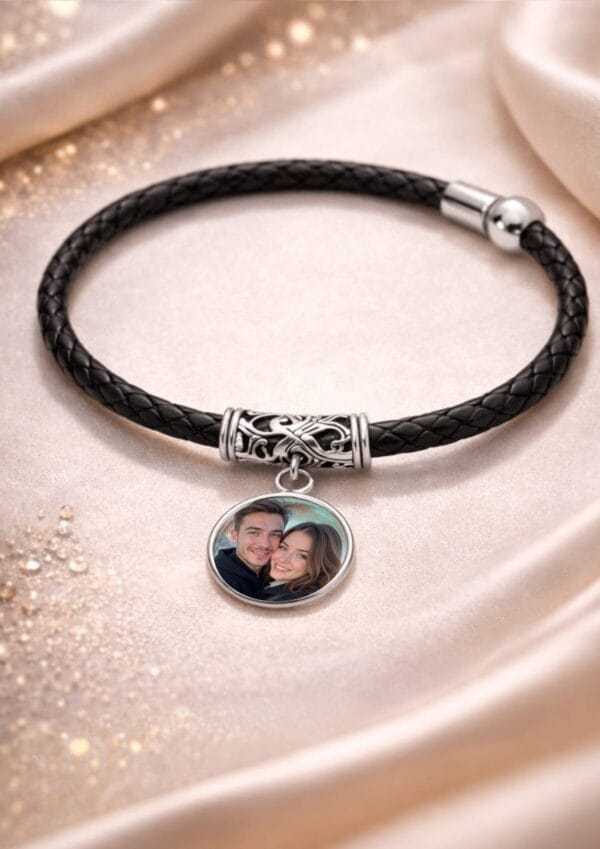 2025/10/63007.jpg Bratara din piele Personalizata