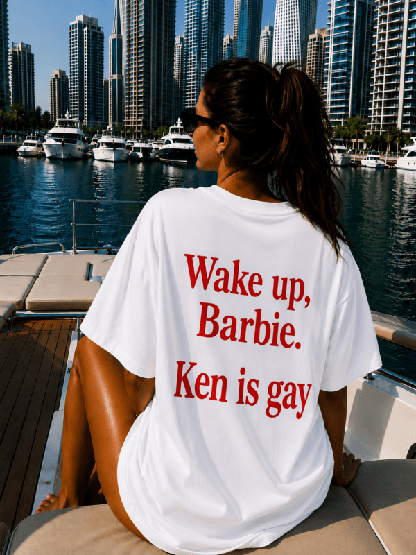 Tricou Wake up, Barbie.