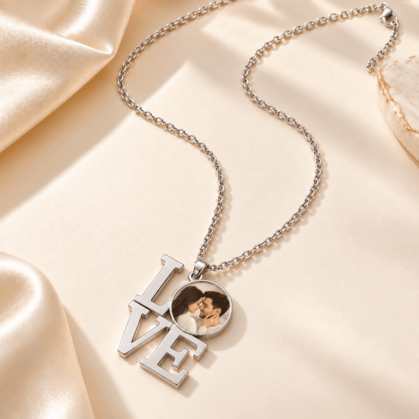 Colier LOVE Personalizat cu Fotografia Ta