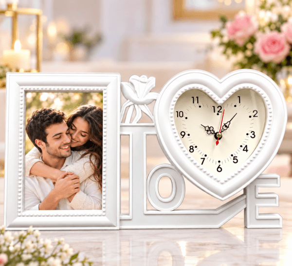 Rama foto personalizata LOVE cu ceas în forma de inima